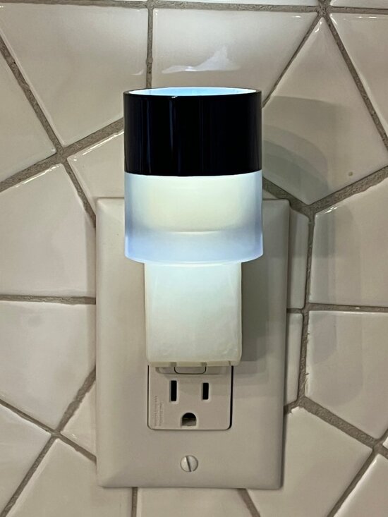 Bath & Body Works Other - Bath & Body Works Wallflower Plug In Night Light Soft Glow Minimal Plug-In